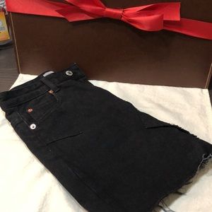EUC- Black denim skirt